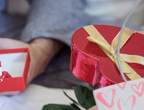 Pokloni za godišnjicu braka – originalne ideje za iznenađenje partnera